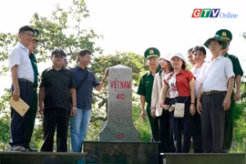 Ý nghĩa từ chuyến thăm “địa chỉ đỏ” nơi biên giới