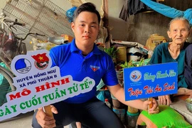 'Ngày cuối tuần tử tế' - học Bác từ việc làm nhỏ nhất
