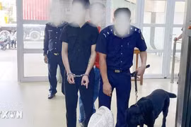 Tây Ninh: Phát hiện gần 2kg ma túy giấu trong balô tại cửa khẩu quốc tế Mộc Bài