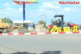 Phá bỏ vòng xuyến tiềm ẩn tai nạn giao thông khu vực Hàm Rồng, TP. Pleiku