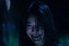 'Dưới đáy hồ' - sự liều lĩnh của 'ông trùm phim kinh dị' Việt