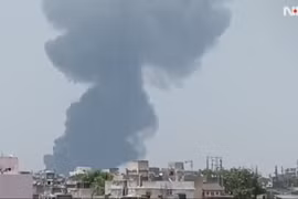 NÓNG! Rơi máy bay chở hơn 240 người ở Ấn Độ, chưa rõ thương vong