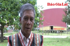 Người uy tín làm gương cho buôn làng