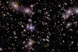 Thứ biến đổi vũ trụ 13 tỉ năm trước lộ ra trong bức ảnh NASA