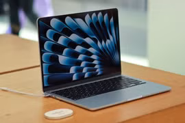 Apple bí mật phát triển MacBook giá rẻ chạy trên chip của iPhone