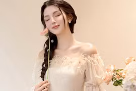 Diện trang phục tiểu thư ngày hè 'đốn tim' mọi ánh nhìn