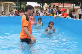Hồ dạy bơi cộng đồng-Giải pháp phòng tránh đuối nước