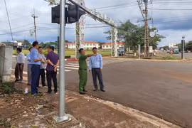 Ban An toàn giao thông tỉnh làm việc với xã Kbang và Đak Đoa