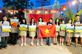Giới trẻ Pleiku thể hiện tình yêu Tổ quốc qua những nét vẽ