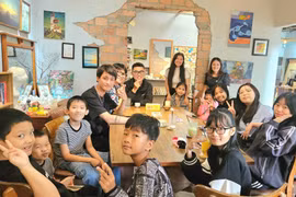 Câu lạc bộ Tiếng Anh Cảm Hứng: Học chủ động, sống tích cực