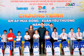 “Ấm áp mùa đông-Xuân yêu thương” ở xã Ia Lâu