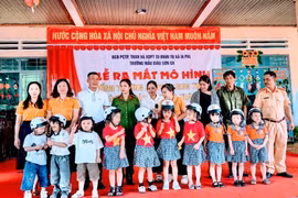 Ra mắt mô hình “Cổng trường an toàn giao thông”