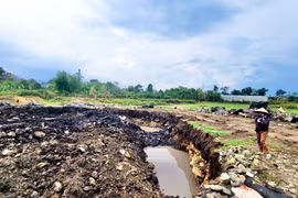 Hiện trường vụ khai thác khoáng sản trái phép