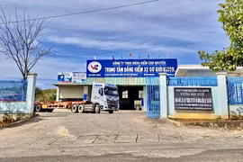 Truy tố Giám đốc và Phó Giám đốc Trung tâm Đăng kiểm 81-05D về tội "Nhận hối lộ"