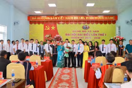 Ban Chấp hành Đảng bộ xã Sró