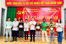 Khối Thi đua các cơ quan Đảng tỉnh Gia Lai khánh thành, bàn giao 21 nhà tại huyện Chư Pưh