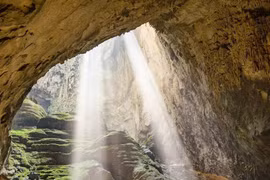 VQG Phong Nha - Kẻ Bàng thu hút khách du lịch trong và nước ngoài, tạo nguồn thu và việc làm cho cộng đồng địa phương