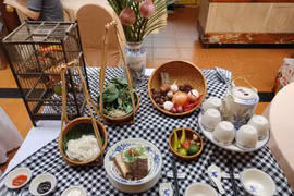 Phở Việt Nam được giới thiệu đến đông đảo du khách.