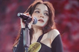 Nữ ca sĩ bị hủy hoại sự nghiệp sau khi hát ở khai mạc SEA Games 33