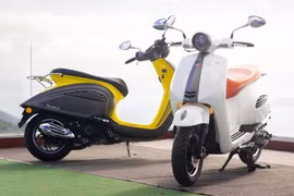 Xe tay ga phong cách cổ điển, 125cc, màn hình LCD, giá hơn 44 triệu đồng