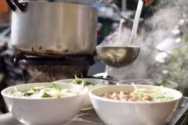 Báo Mỹ CNN vinh danh một món Việt trong top ngon nhất thế giới