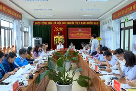 Quang cảnh buổi làm việc