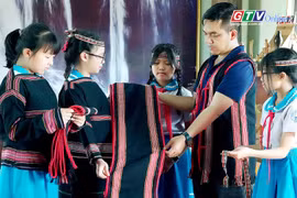 Trưng bày hiện vật văn hóa: Bảo tồn và phát huy giá trị 