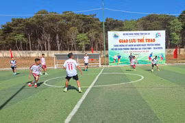 Giao lưu thể thao chào mừng kỷ niệm 60 năm Ngày truyền thống Bộ đội Biên phòng Gia Lai