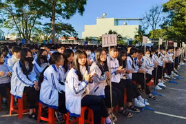 Trường THPT Pleiku phát động phong trào xây dựng “Trường học thân thiện, lành mạnh, không khói thuốc lá”