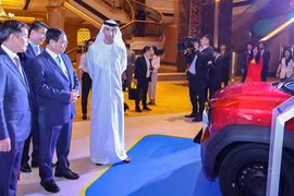 Thủ tướng dự sự kiện trưng bày và giới thiệu xe Vinfast tại UAE