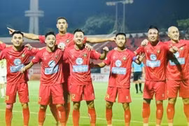 CLB Thanh Hóa thắng giòn giã, chiếm ngôi đầu V-League của HAGL