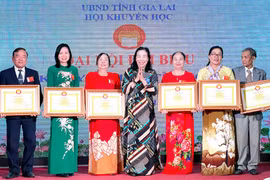 Chuyện khuyến học vùng khó