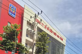 Chặn du lịch… quà tặng