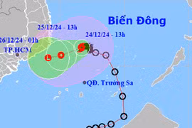 Bão số 10 không di chuyển, vùng ảnh hưởng đất liền thu hẹp