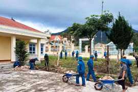 Tuổi trẻ lực lượng vũ trang tỉnh xung kích hướng về cơ sở