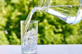 Uống 'nước' chữa bách bệnh, nhiều người cận kề cửa tử