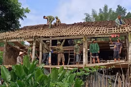 Thủ tướng Chính phủ chỉ đạo đẩy mạnh triển khai xóa nhà tạm, nhà dột nát