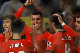 Ronaldo tỏa sáng, Bồ Đào Nha đại thắng Ba Lan lên đỉnh bảng Nations League