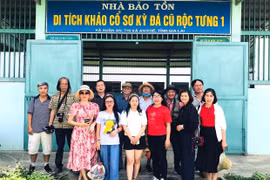 Nghệ sĩ với di sản