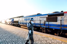 Triều Tiên cắt đứt hoàn toàn các tuyến đường bộ cao tốc và đường sắt kết nối với Hàn Quốc