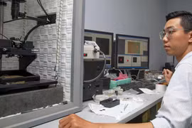 Công nghiệp bán dẫn Việt Nam - chờ 'vượt vũ môn'