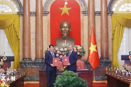 Tổ chức trọng thể lễ bàn giao công tác Chủ tịch nước