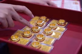 Giá vàng nhẫn tròn giảm 300.000 đồng/lượng trong sáng 10-10