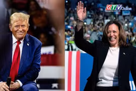 Tin thế giới ngày 1-10: Bầu cử Tổng thống Mỹ ngày càng sôi động và gay cấn