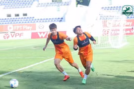 Hoàng Đức khiến sân Bà Rịa nín lặng