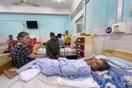 Đã nghèo còn gặp tai ương