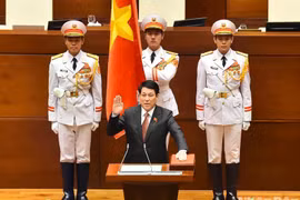 Tổng Bí thư, Chủ tịch nước Lào gửi thư chúc mừng Chủ tịch nước Lương Cường