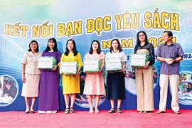 Kết nối, tôn vinh bạn đọc yêu sách