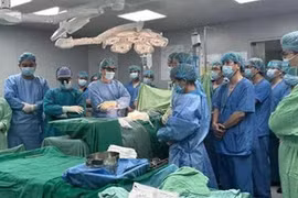 Ca phẫu thuật đặc biệt lúc 2 giờ sáng tại Bệnh viện Đa khoa tỉnh Bình Dương