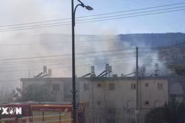 Israel phá hủy cơ sở của Liên hợp quốc, Hezbollah phản công dữ dội